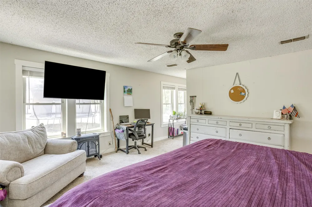13800 Llano Drive Weatherford, TX 76087
