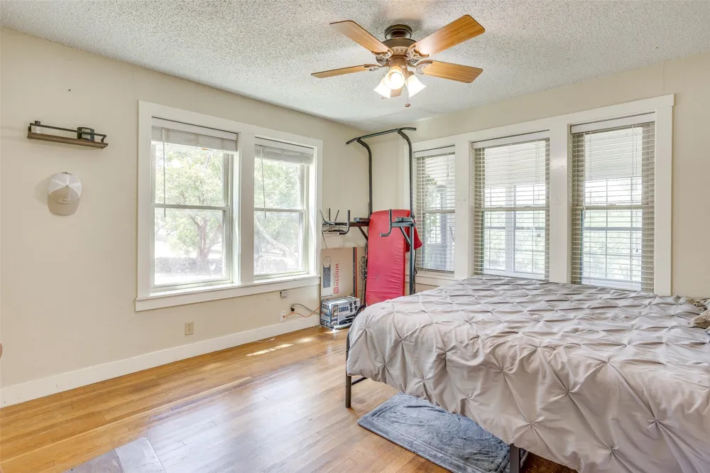 13800 Llano Drive Weatherford, TX 76087