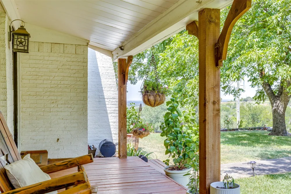 13800 Llano Drive Weatherford, TX 76087