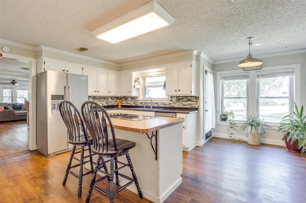 13800 Llano Drive Weatherford, TX 76087