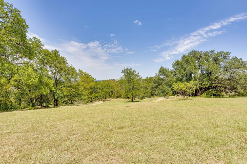 13800 Llano Drive Weatherford, TX 76087