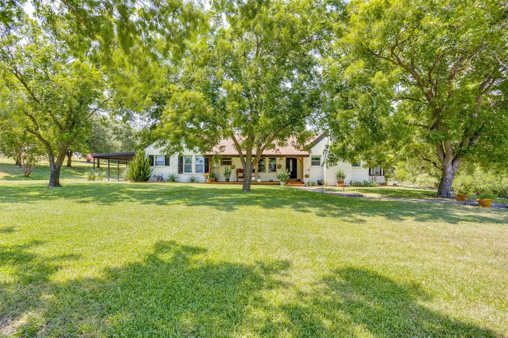 13800 Llano Drive Weatherford, TX 76087