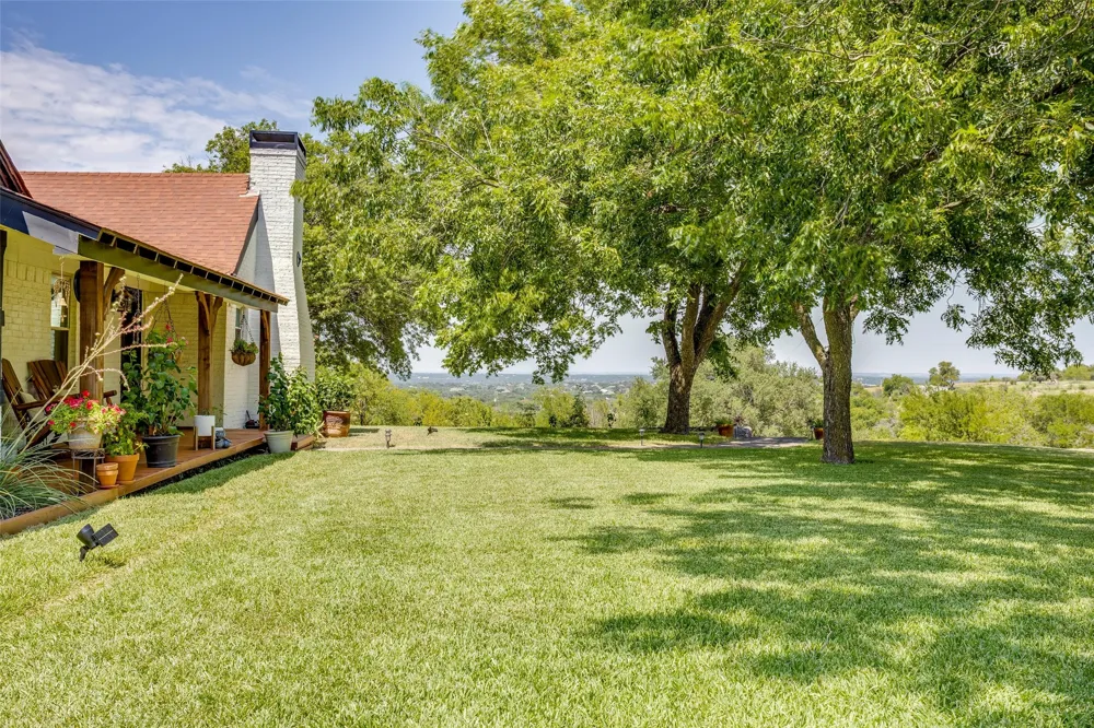 13800 Llano Drive Weatherford, TX 76087