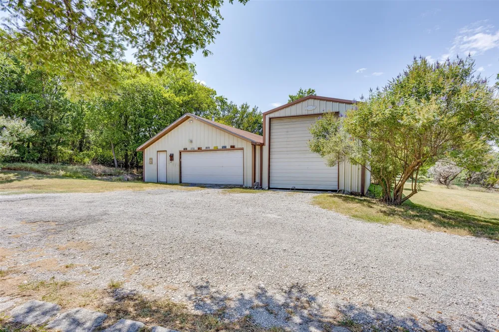 13800 Llano Drive Weatherford, TX 76087