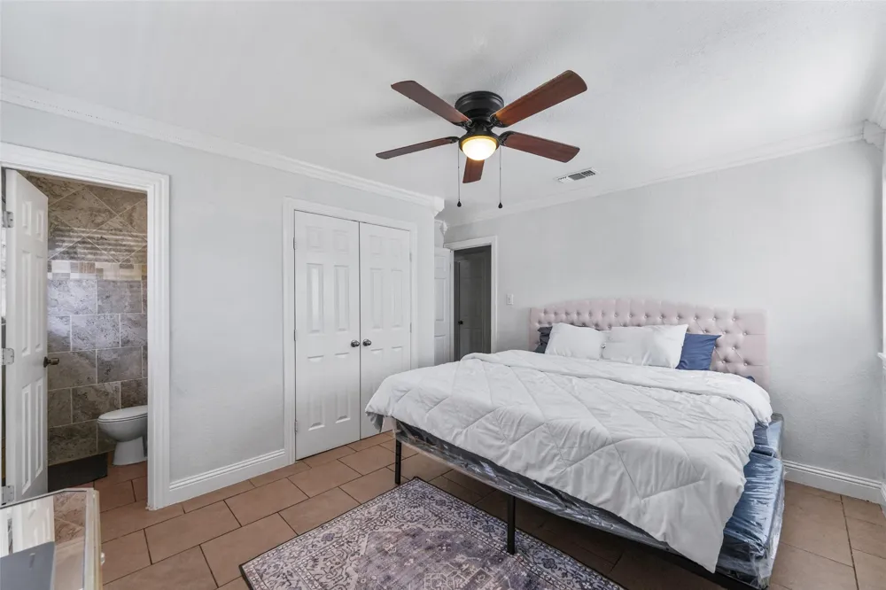 820 Russell Road Everman, TX 76140
