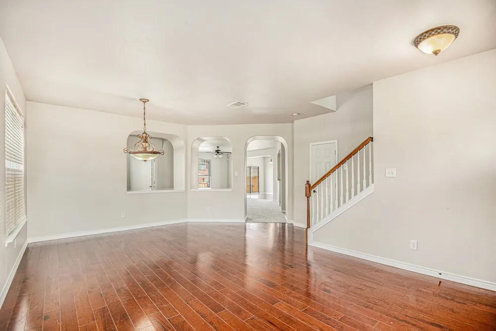 605 Port Royale Way Euless, TX 76039