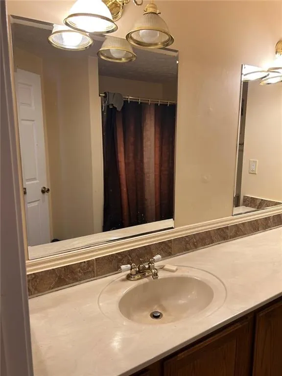 4262 Parkview Court Stone Mountain, GA 30083