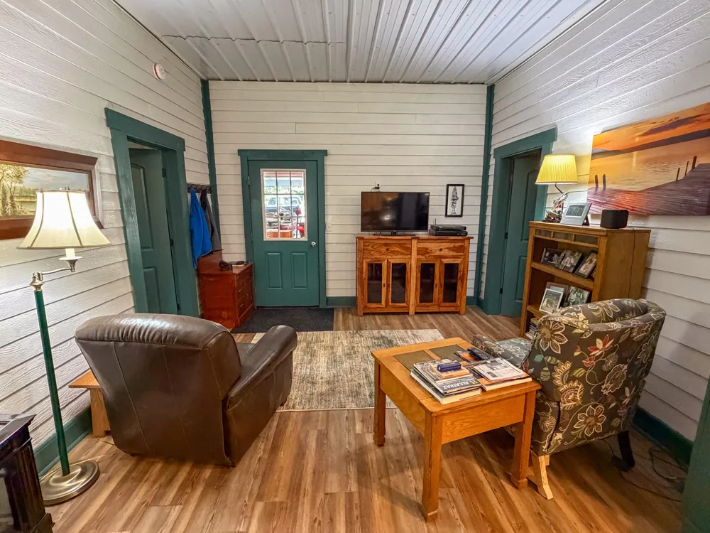 11775 Country Acres Drive Interlochen, MI 49643