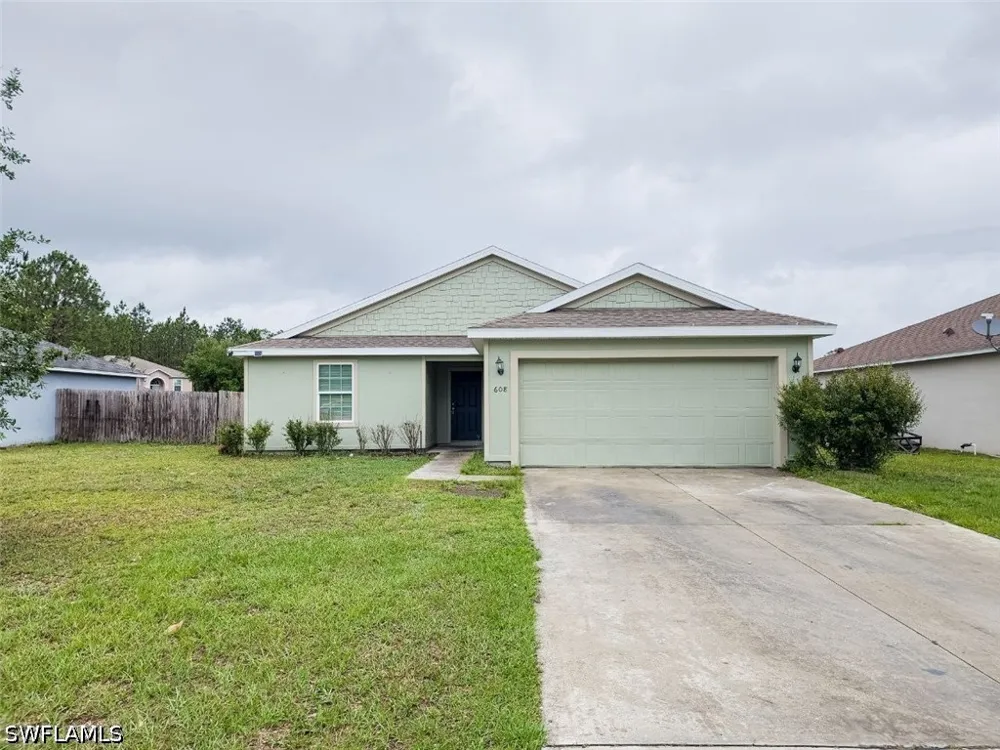 ISLAMORADA DRIVE Macclenny, FL 32063