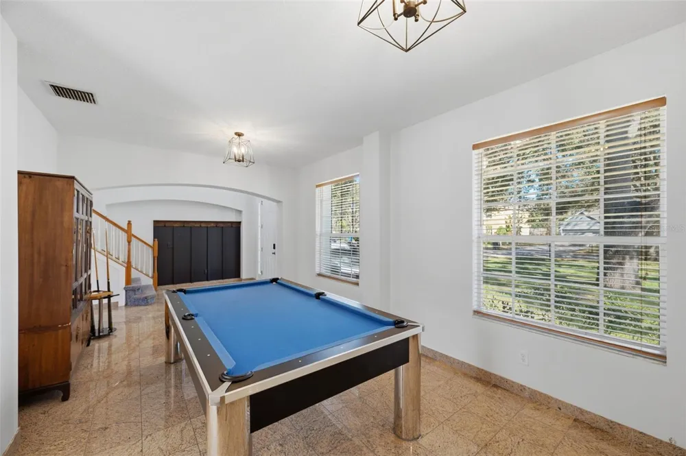 1542 MCCREA DRIVE Lutz, FL 33549