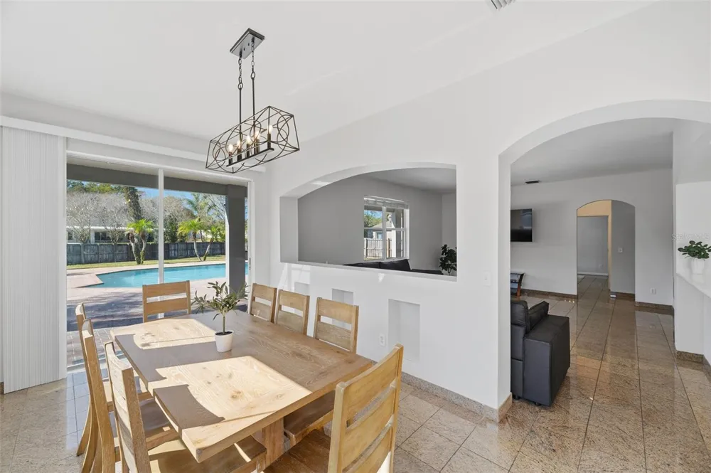 1542 MCCREA DRIVE Lutz, FL 33549