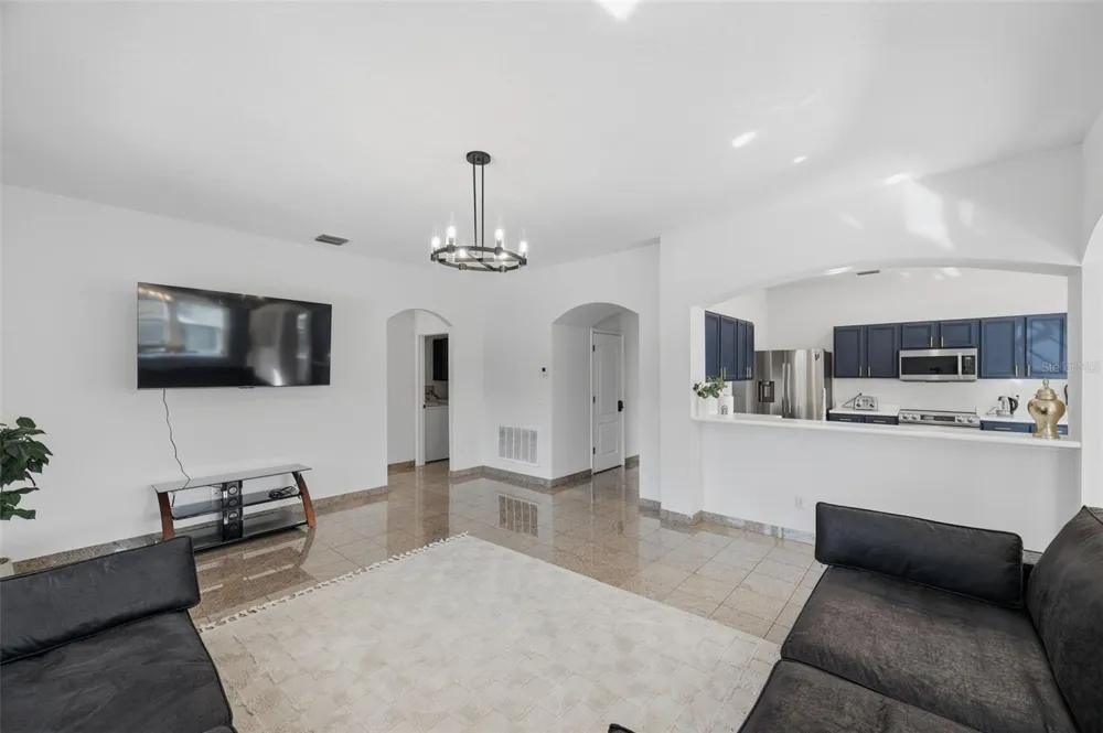 1542 MCCREA DRIVE Lutz, FL 33549
