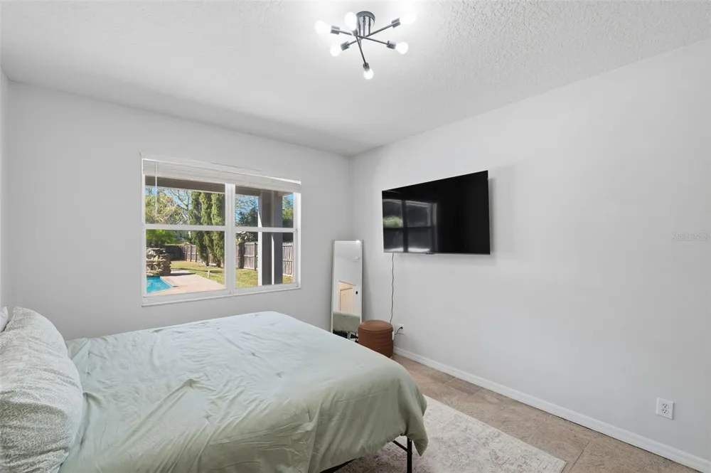 1542 MCCREA DRIVE Lutz, FL 33549