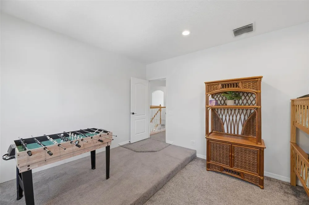 1542 MCCREA DRIVE Lutz, FL 33549