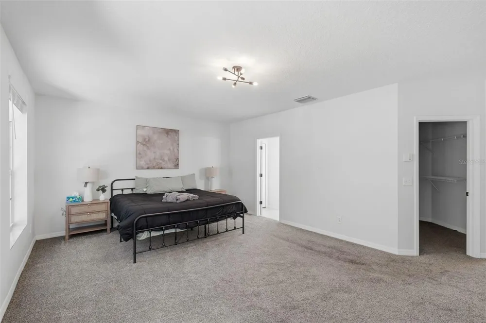 1542 MCCREA DRIVE Lutz, FL 33549