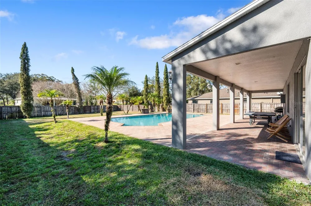 1542 MCCREA DRIVE Lutz, FL 33549
