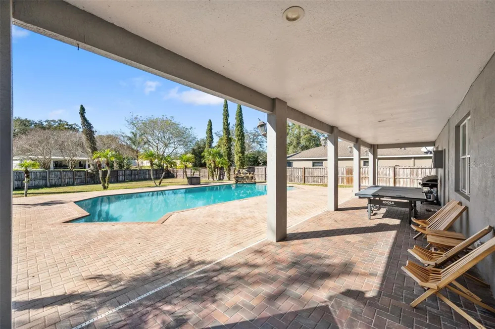 1542 MCCREA DRIVE Lutz, FL 33549
