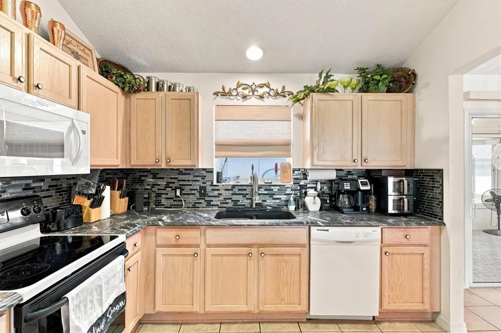 3425 CARBONDALE COURT The Villages, FL 32162