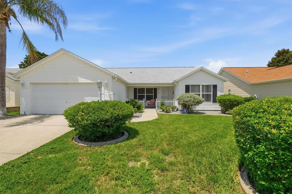 3425 CARBONDALE COURT The Villages, FL 32162