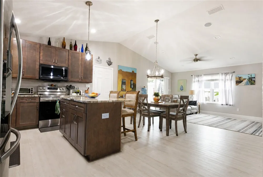 615 FOURTH Bunnell, FL 32110