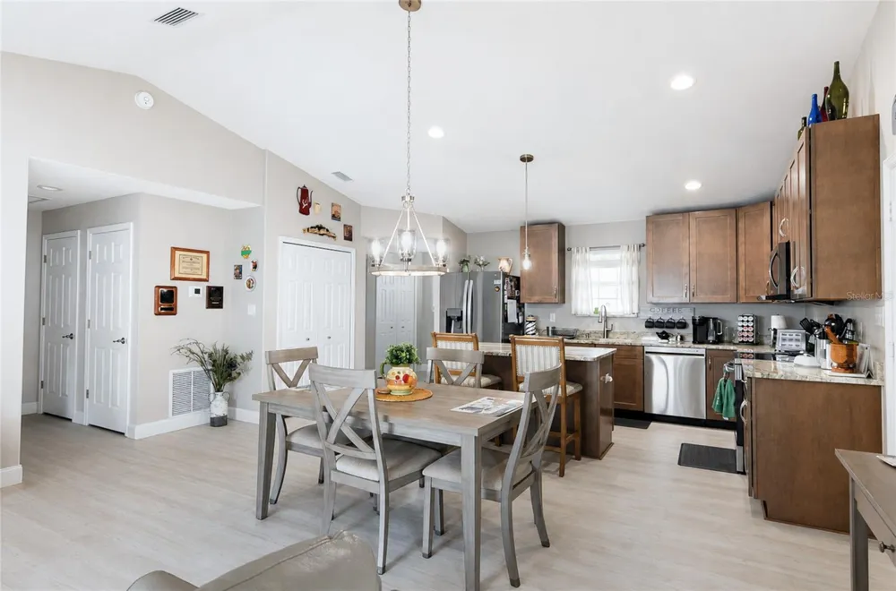 615 FOURTH Bunnell, FL 32110