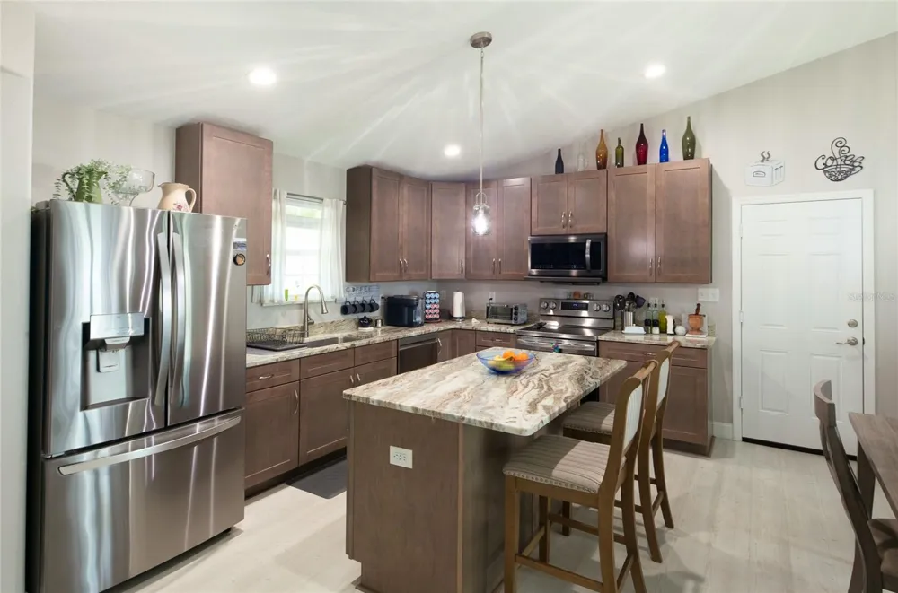 615 FOURTH Bunnell, FL 32110