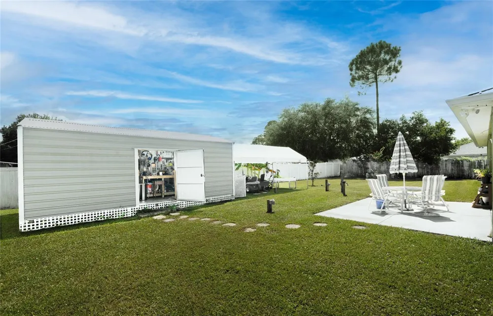 615 FOURTH Bunnell, FL 32110