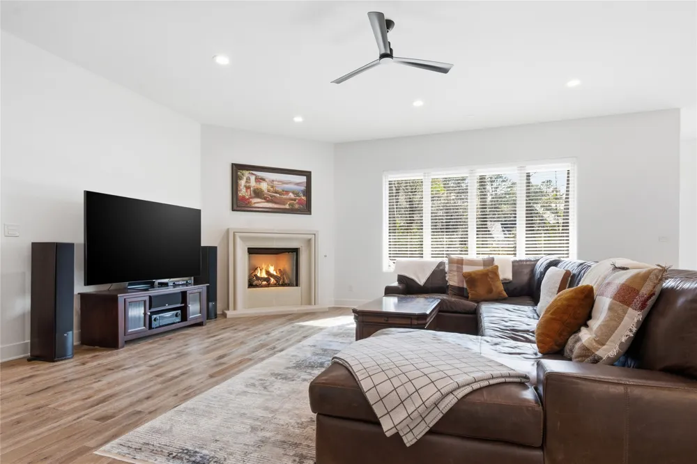 7863 Cross Road Tyler, TX 75703