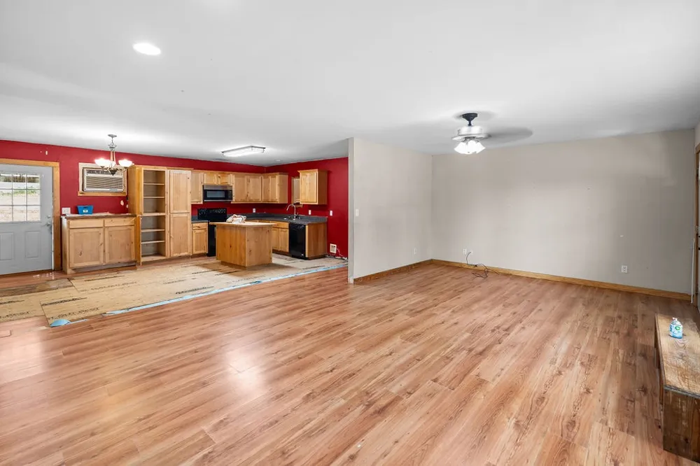 2750 County Road 4772 Sulphur Springs, TX 75482