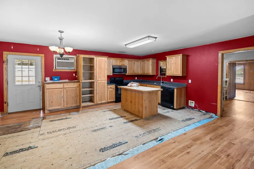 2750 County Road 4772 Sulphur Springs, TX 75482