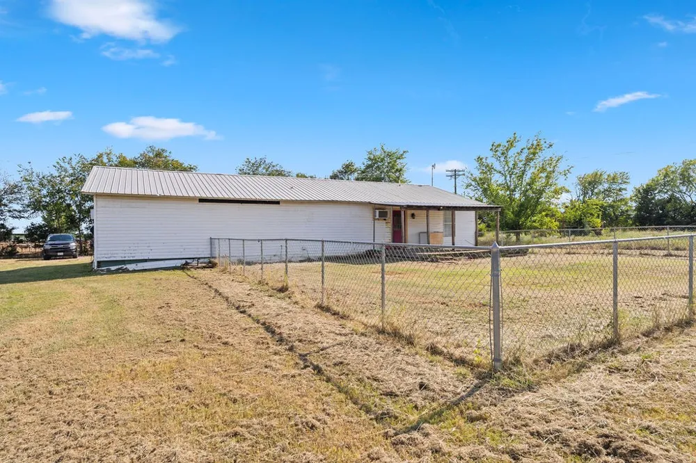 2750 County Road 4772 Sulphur Springs, TX 75482