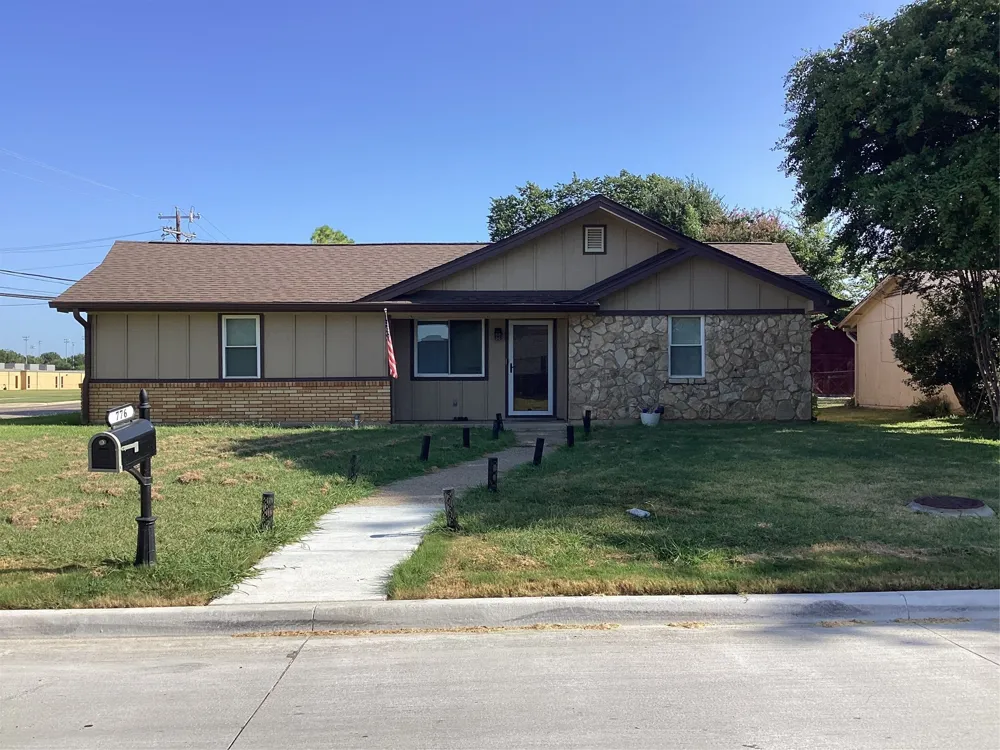 776 Ponderosa Drive Hurst, TX 76053