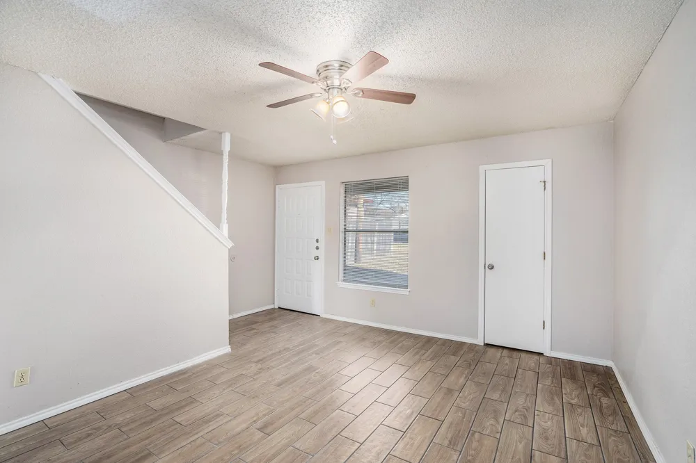 3301 Aurora Street #D Haltom City, TX 76117