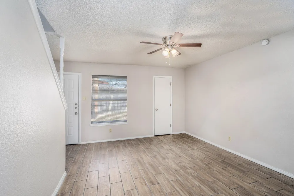 3301 Aurora Street #D Haltom City, TX 76117