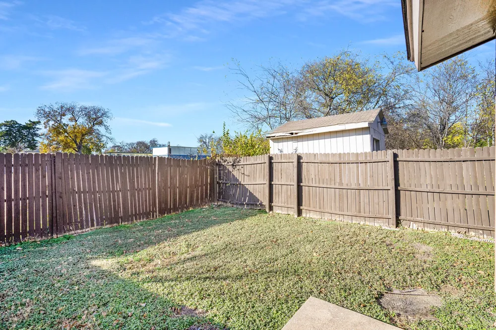 3301 Aurora Street #D Haltom City, TX 76117