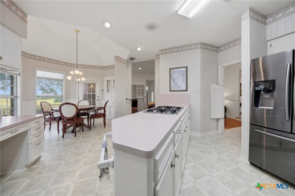 1552 Holub Road Schulenburg, TX 78956