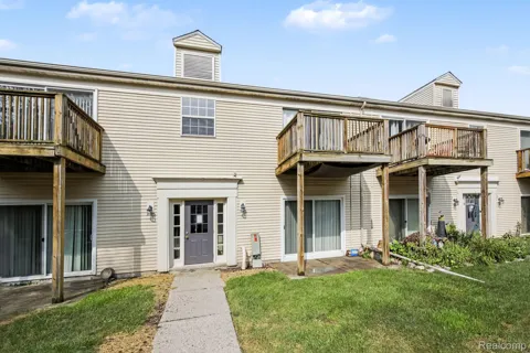 833 Bloomfield Village Boulevard #G