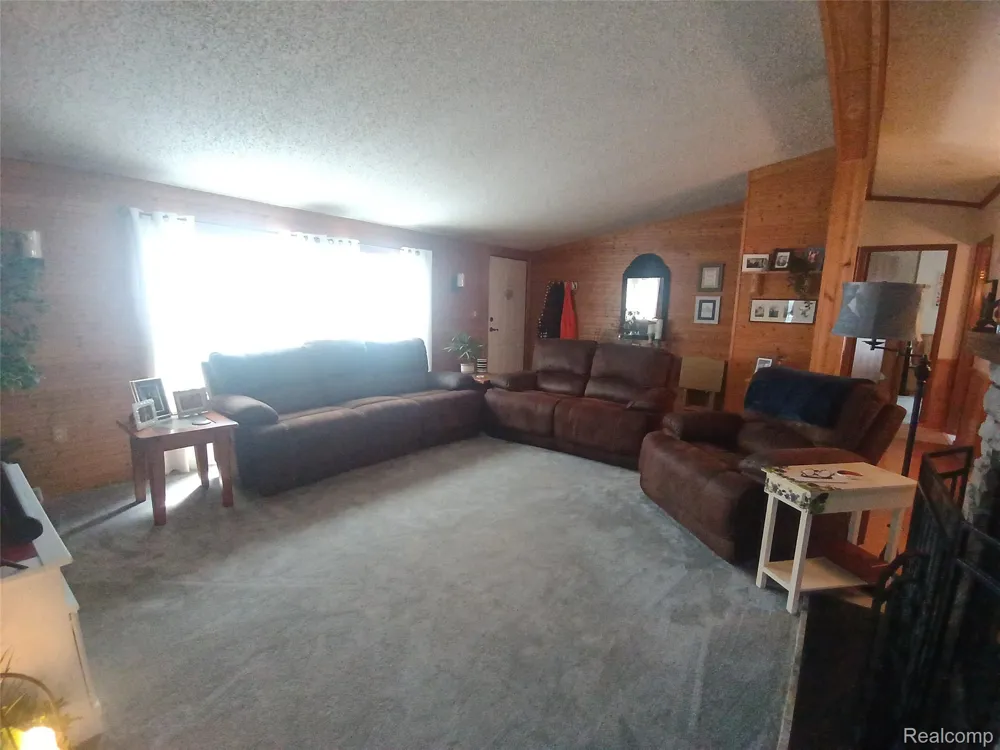 331 Trillum Trail Oxford Charter Township, MI 48371