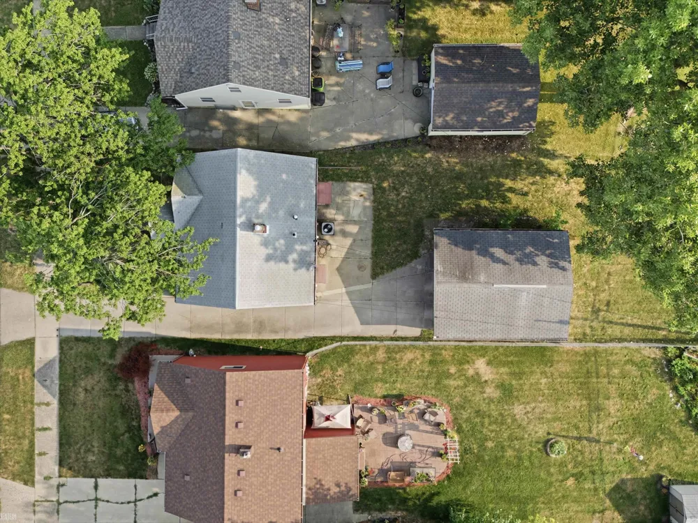 29850 John J Street Roseville City, MI 48066
