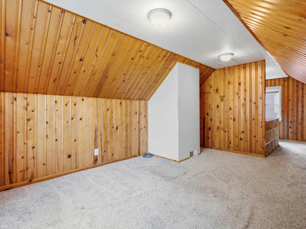 29850 John J Street Roseville City, MI 48066
