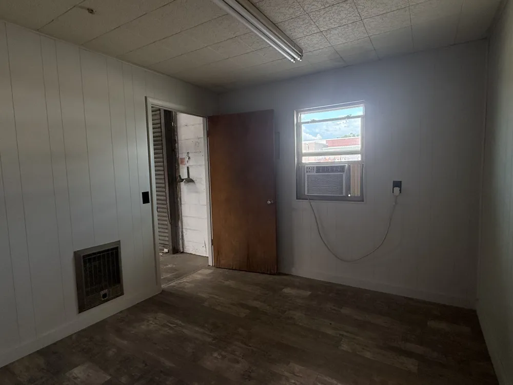 704 Bennett St Lafayette, TN 37083