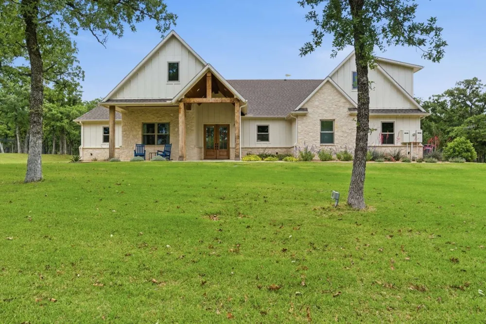 1012 Cheyenne Road Poolville, TX 76487