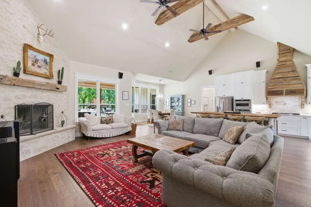 1012 Cheyenne Road Poolville, TX 76487