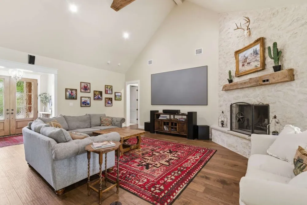 1012 Cheyenne Road Poolville, TX 76487