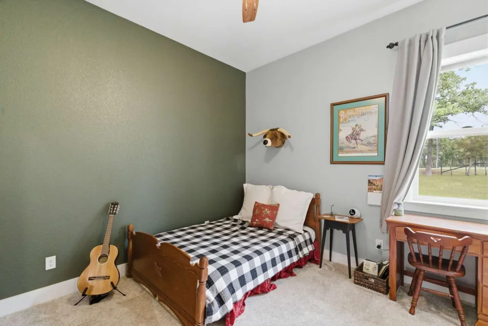 1012 Cheyenne Road Poolville, TX 76487