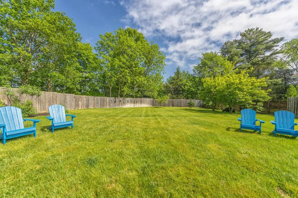 212 W Randolph Street Douglas, MI 49406