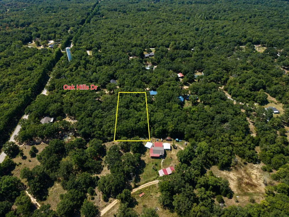 Oak Hills Drive Tishomingo, OK 73460