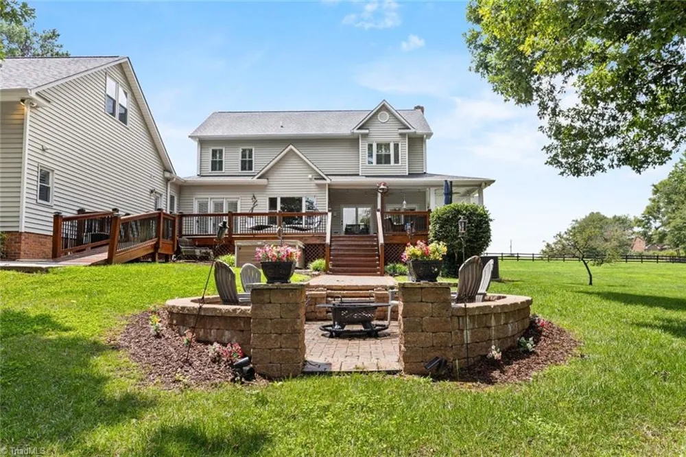 325 Buck Seaford Road Mocksville, NC 27028