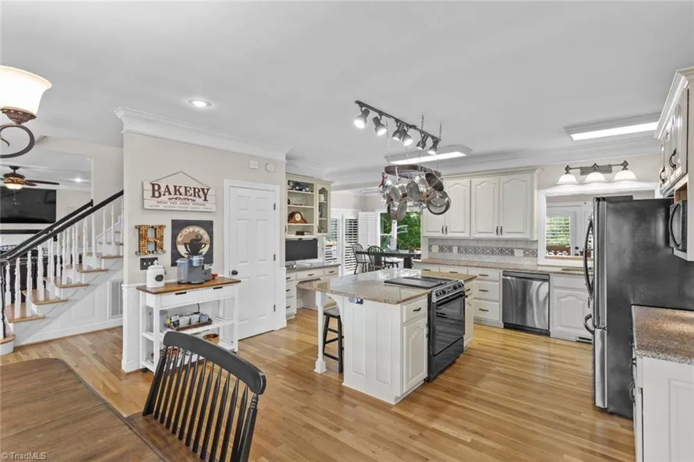 325 Buck Seaford Road Mocksville, NC 27028