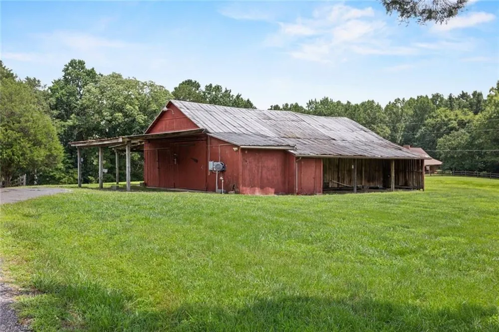 325 Buck Seaford Road Mocksville, NC 27028